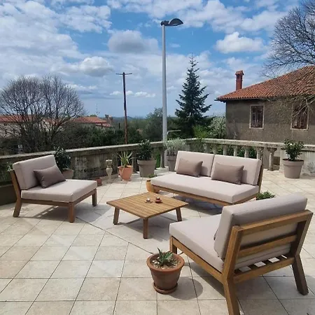 Eufemia Apartamento Kanfanar